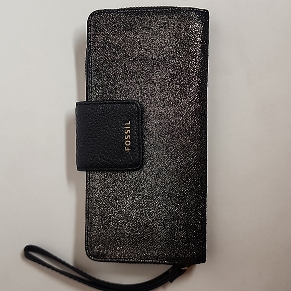Fossil Accessories - Fossil Metallic Pewter w/Taupe/Gray Inside Wristlet Wallet/Card Holder Clutch